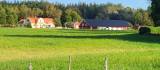 Hästgård med ridhus Hästgård med ridhus